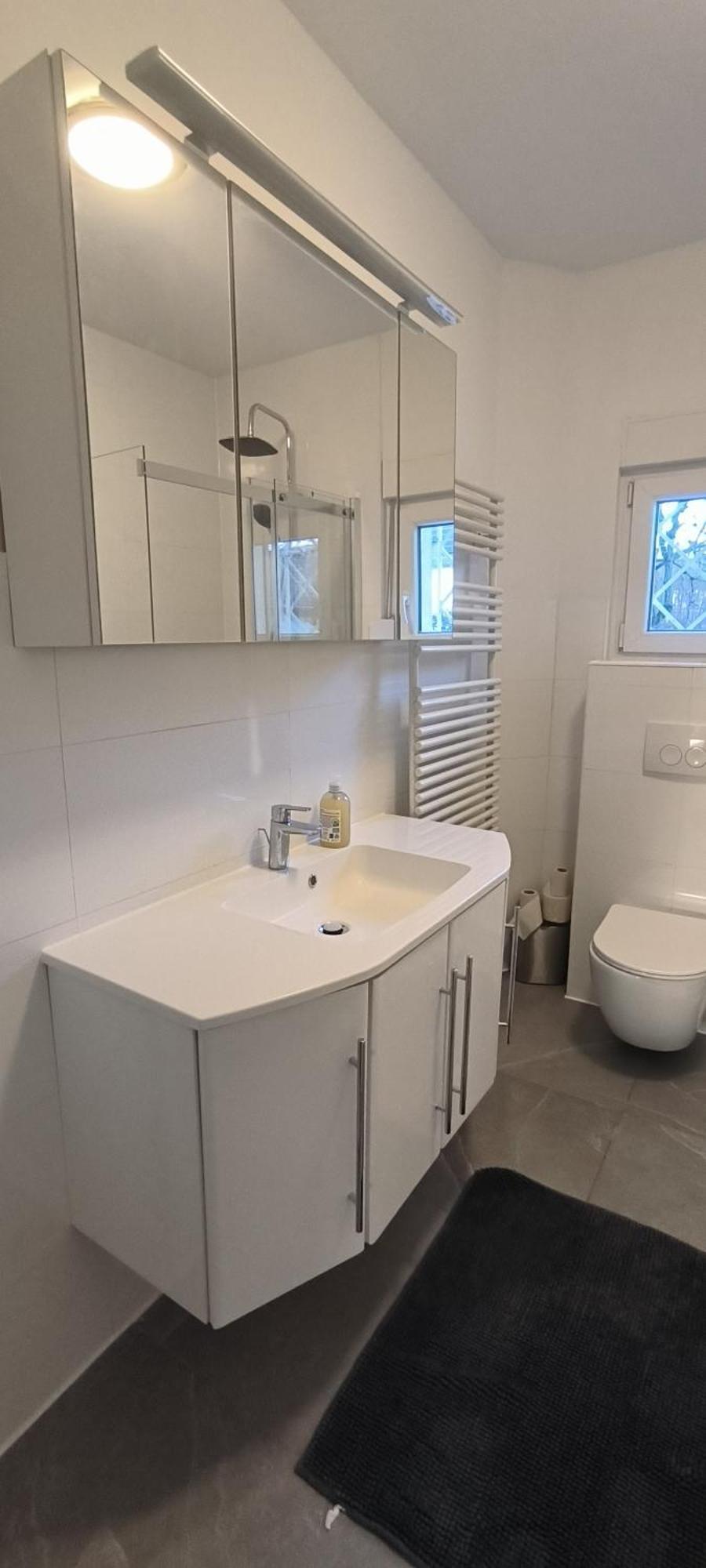 Schoene Und Optimal Gelegene Wohnung Weisskirchen Bagian luar foto